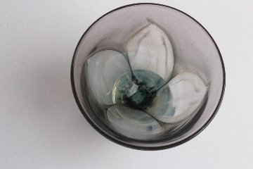 早崎志保　花模様の冷茶グラスの画像