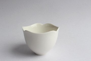 生嶋　花　ゆのみ　中の画像