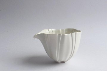 生嶋　花　片口　フリルの画像
