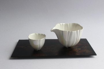 生嶋　花　片口　フリルの画像