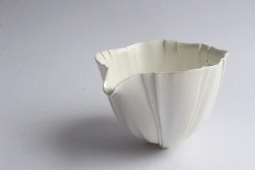 生嶋　花　片口　フリルの画像