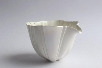 生嶋　花　片口　フリルの画像