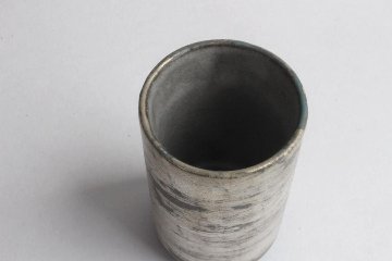 片瀬和宏　鋳込み　筒湯呑　銀の画像
