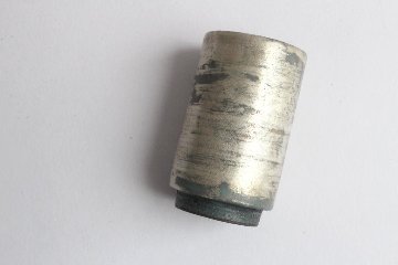 片瀬和宏　鋳込み　筒湯呑　銀の画像