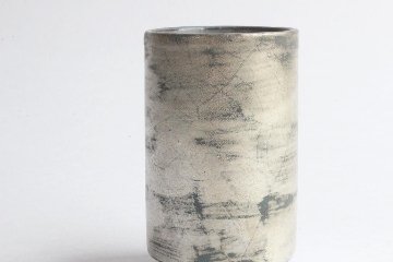 片瀬和宏　鋳込み　筒湯呑　銀の画像