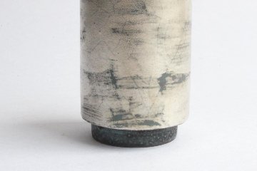 片瀬和宏　鋳込み　筒湯呑　銀の画像