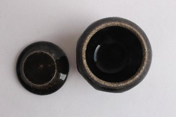 角掛政志　蓋物　（小）の画像