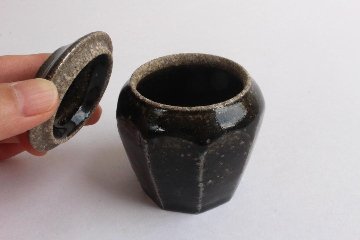 角掛政志　蓋物　（小）の画像