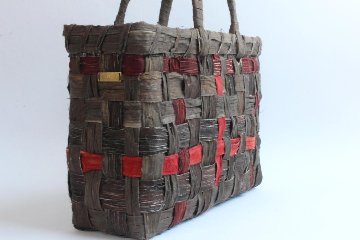 SOSAKUBAG　　「newt」の画像