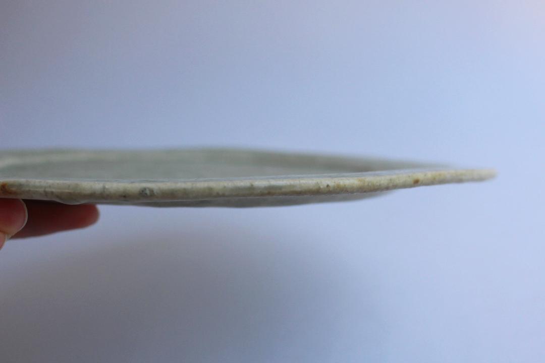 内田ゆみこ　丸プレート　灰釉の画像