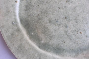 内田ゆみこ　丸プレート　灰釉の画像