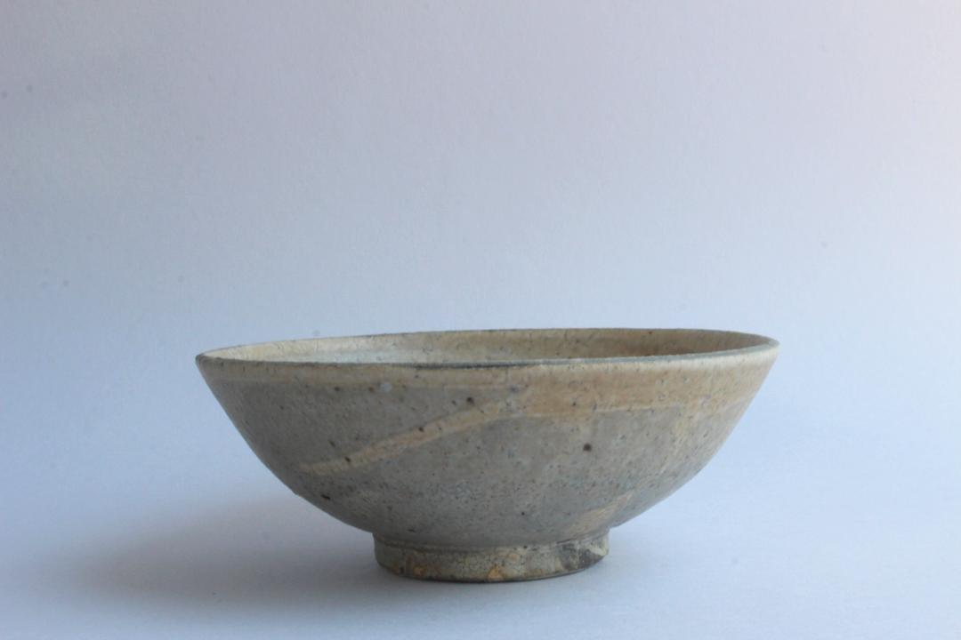 内田ゆみこ　鉢の画像