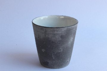 大森健司　黒土カップ（中白）の画像