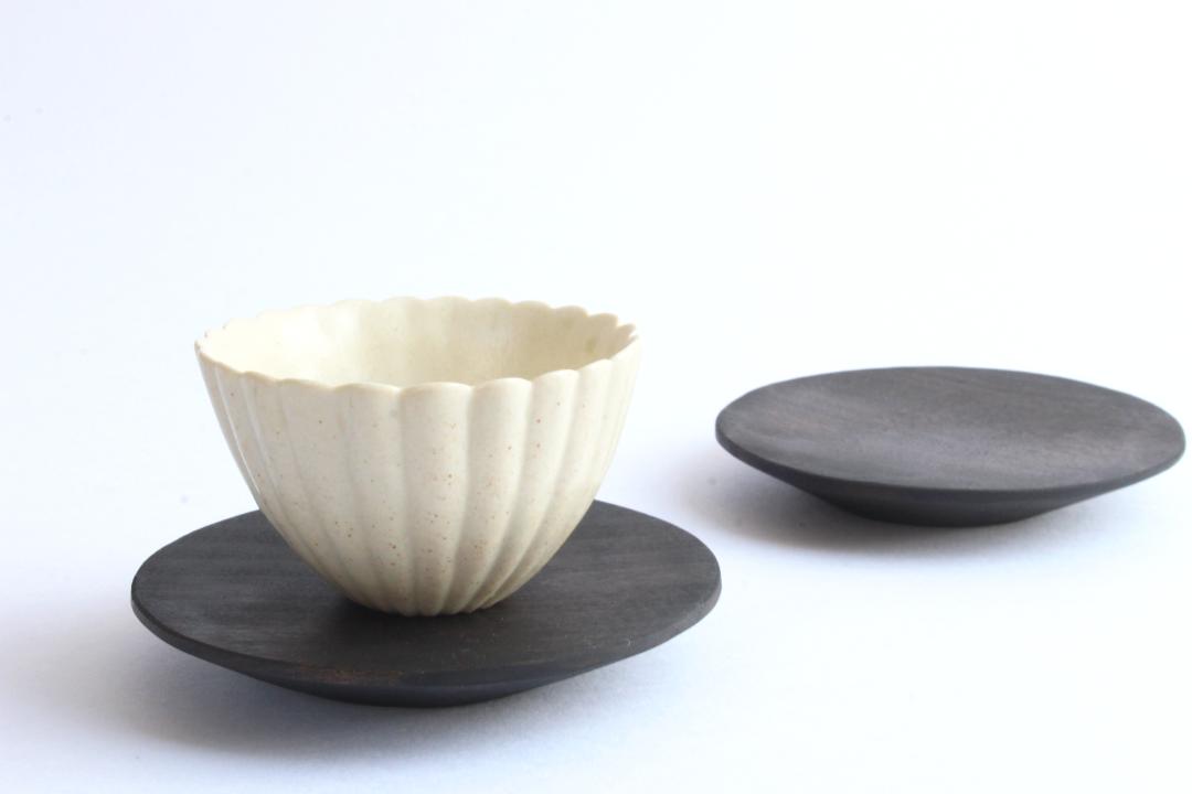 徒爾　丸小皿　サクラ黒漆（国産/松煙）の画像