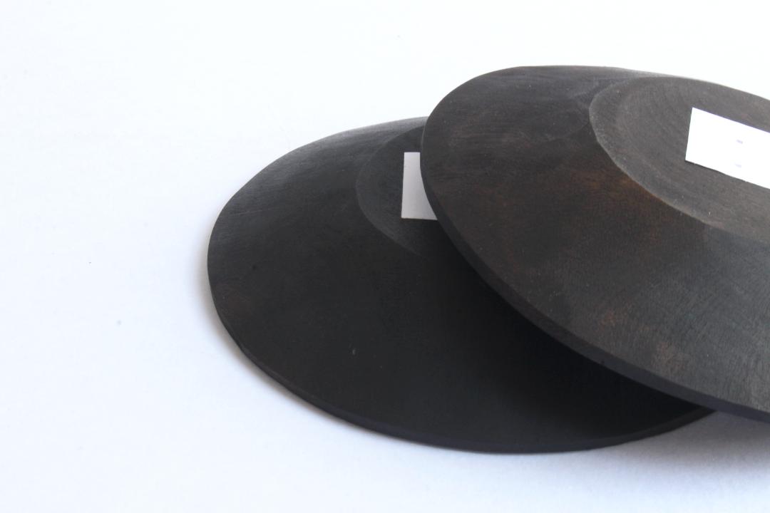 徒爾　丸小皿　サクラ黒漆（国産/松煙）の画像