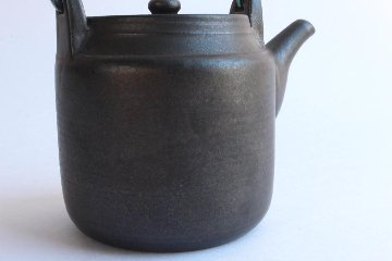 鈴木　進　金彩釉急須（金具取手）の画像