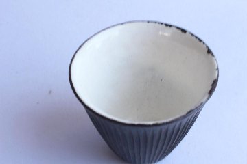 鈴木　進　金彩釉しのぎカップの画像