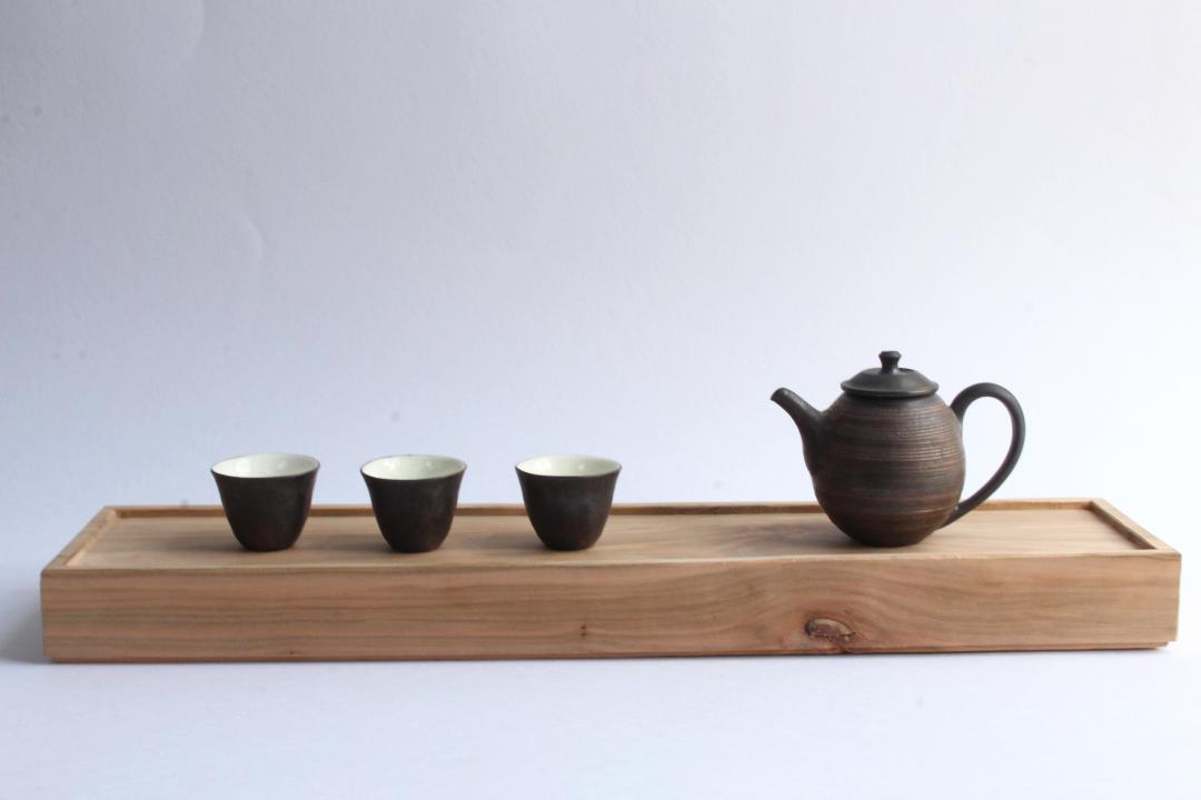 鈴木　進　金彩釉茶杯の画像