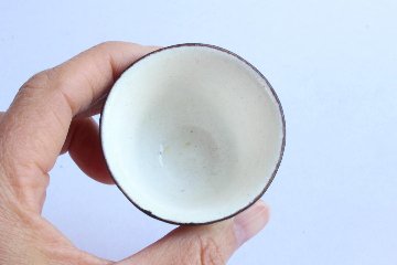 鈴木　進　金彩釉茶杯の画像