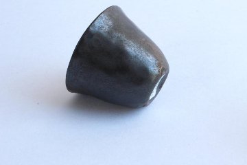 鈴木　進　金彩釉茶杯の画像