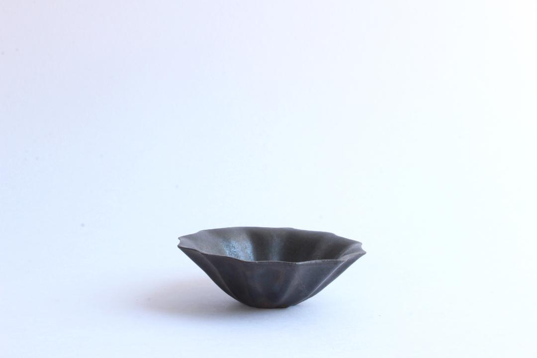 鈴木　進　金彩釉多角小鉢の画像