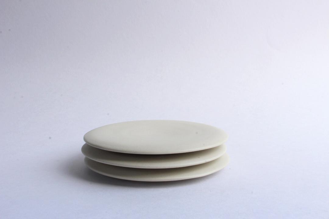 鈴木　進　白土５寸プレートの画像