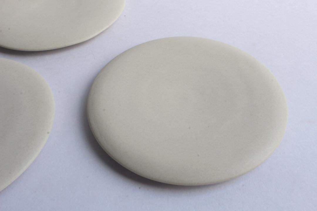 鈴木　進　白土５寸プレートの画像