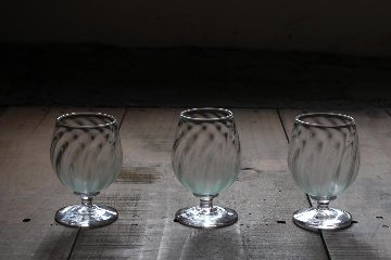 山崎雄一　薄荷脚付きグラス　チューリップ型の画像
