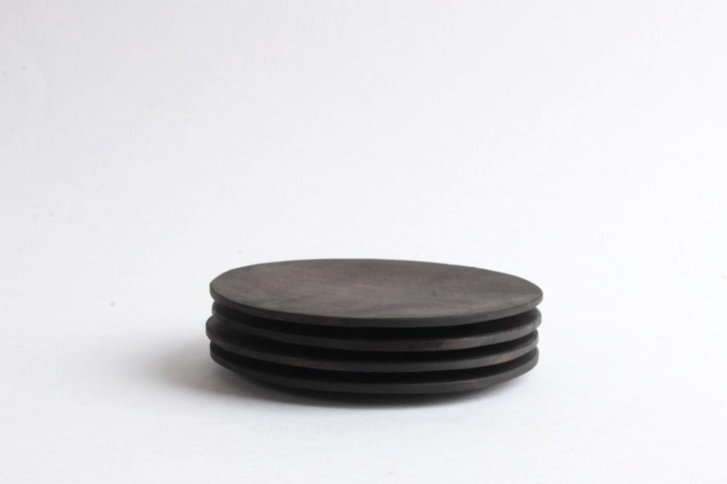 徒爾　丸小皿薄　サクラ黒漆（国産/松煙）の画像