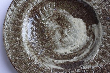 西川真衣　５寸皿　刷毛目とびかんなの画像