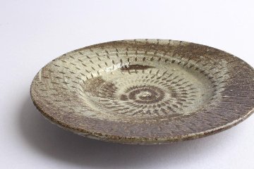 西川真衣　５寸皿　刷毛目とびかんなの画像