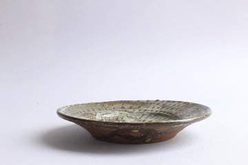 西川真衣　５寸皿　刷毛目とびかんなの画像
