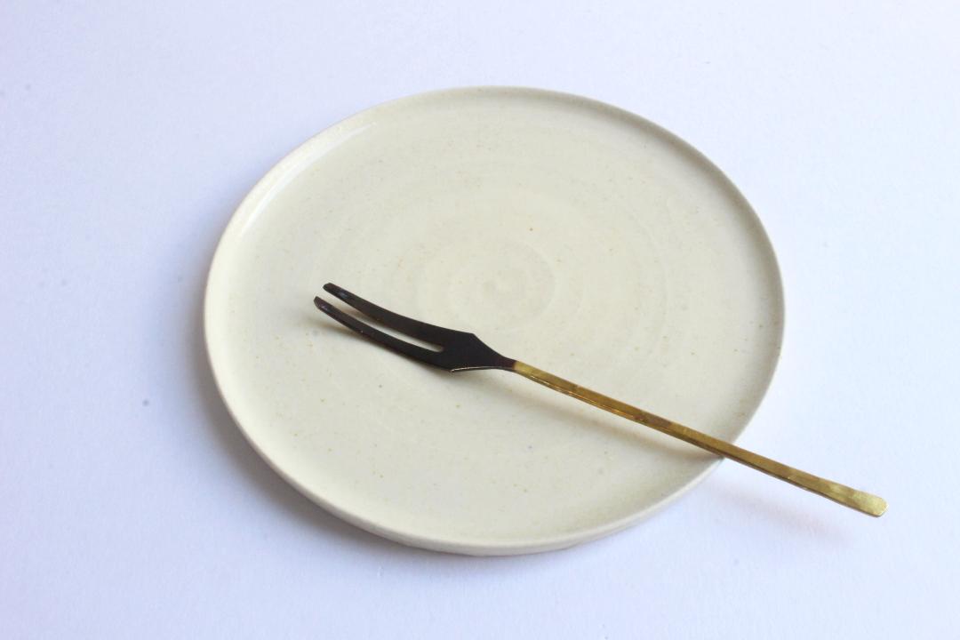 渡邉　和　白瓷ケーキ皿の画像