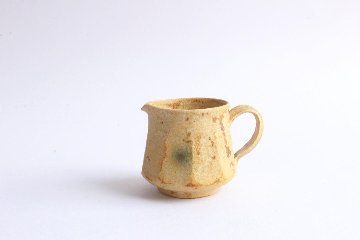 渡邉　和　黄瀬戸ミルクピッチャーの画像