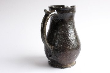 西川真衣　ピッチャー　焼締めの画像