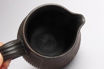 鈴木　進　金彩釉鎬ピッチャーの画像