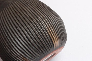 鈴木　進　金彩釉鎬ピッチャーの画像