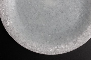 オオタ硝子研究室　【biocolor】リム皿M　ホワイト・グリーンの画像