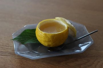オオタ硝子研究室　【quiet】八角銘々皿　ブルーグレーの画像