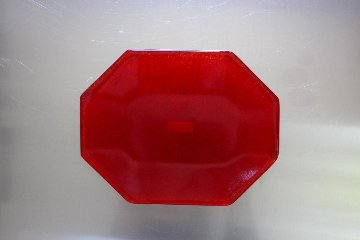 オオタ硝子研究室　【quiet】八角菓子皿　レッドの画像