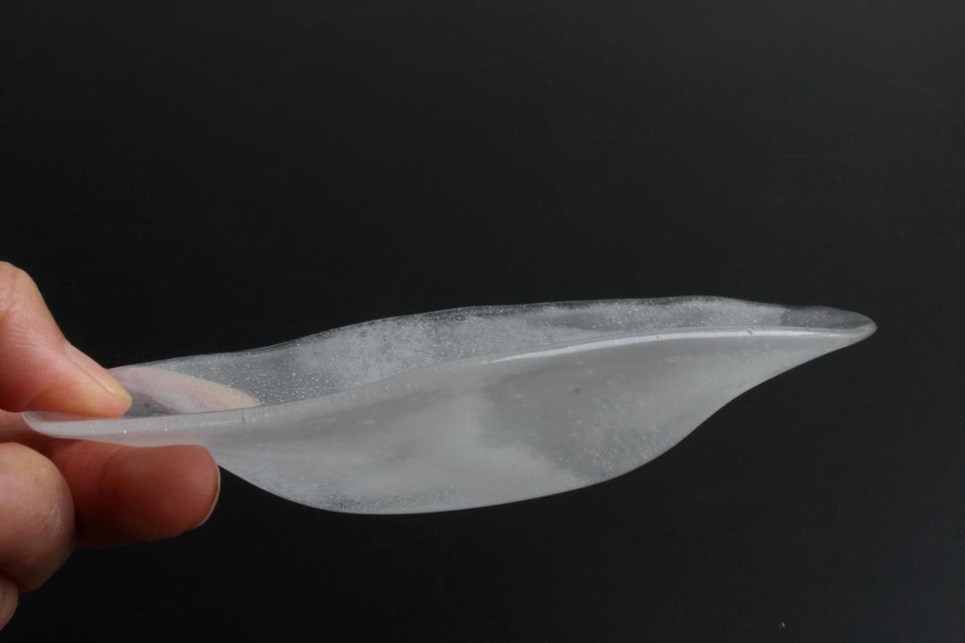 オオタ硝子研究室　【quiet】変形小鉢の画像