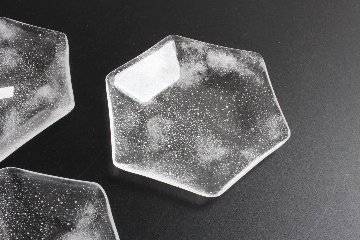 オオタ硝子研究室　【quiet】六角ミニ皿　クリアの画像