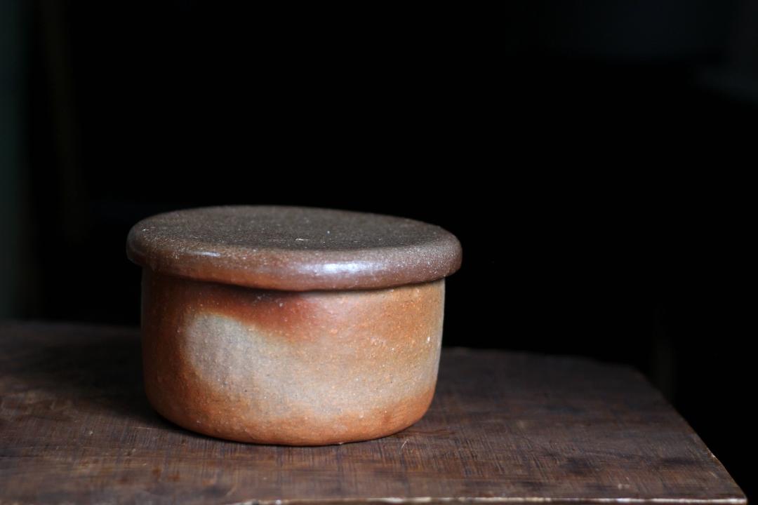渡辺隆之　蓋物/薪窯焼成の画像