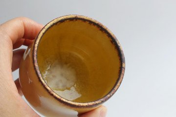 桑原えりこ　だるまカップ　黄色の画像