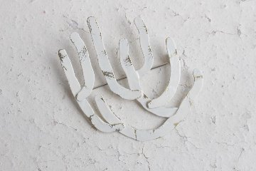 小原聖子　ブローチ　WHITEの画像