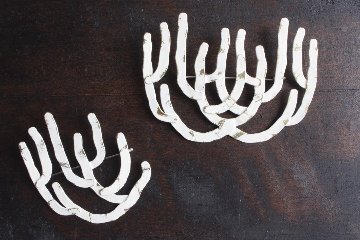 小原聖子　ブローチ　WHITEの画像