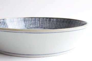 鈴木美佳子　２２ｃｍ切立ち　矢羽根の画像