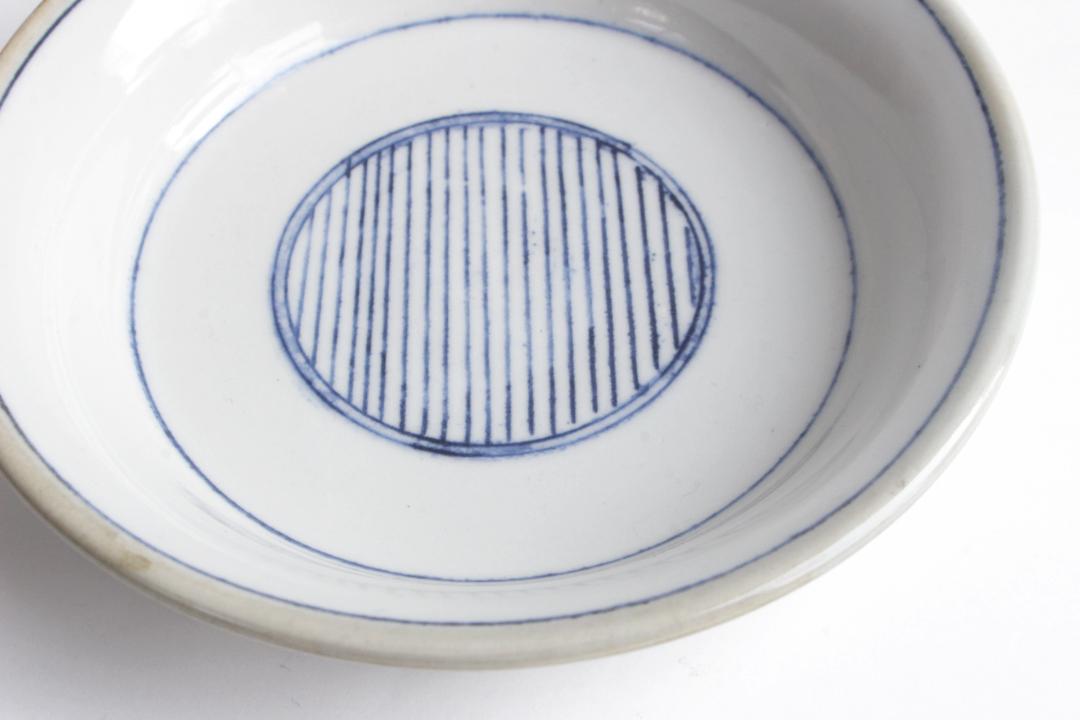 鈴木美佳子　１２ｃｍ小皿　線刻の画像