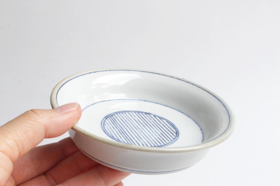 鈴木美佳子　１２ｃｍ小皿　線刻の画像