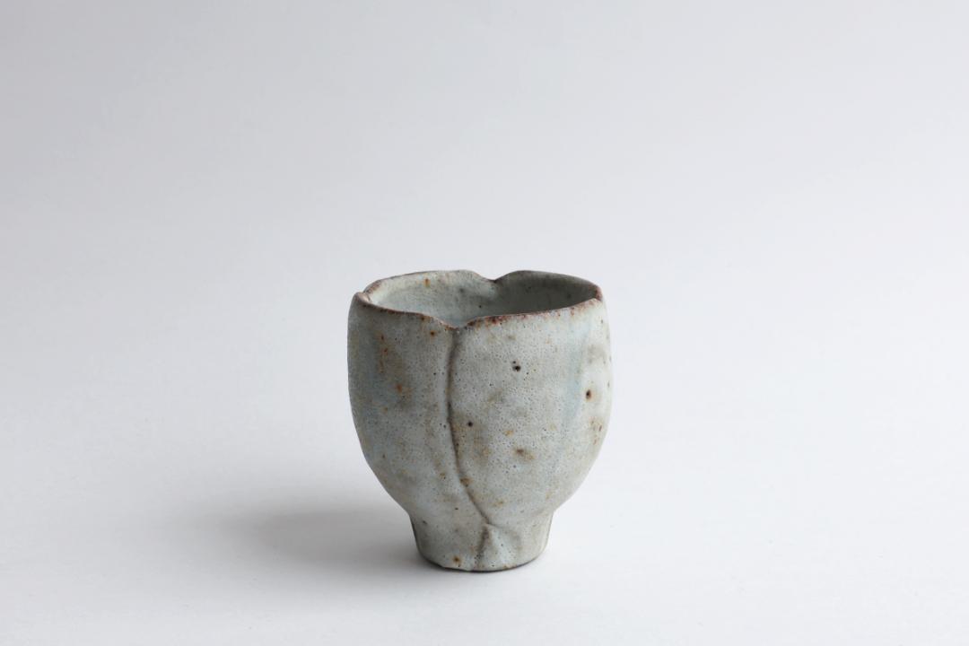 陶器あ⇔ん　花の湯呑の画像
